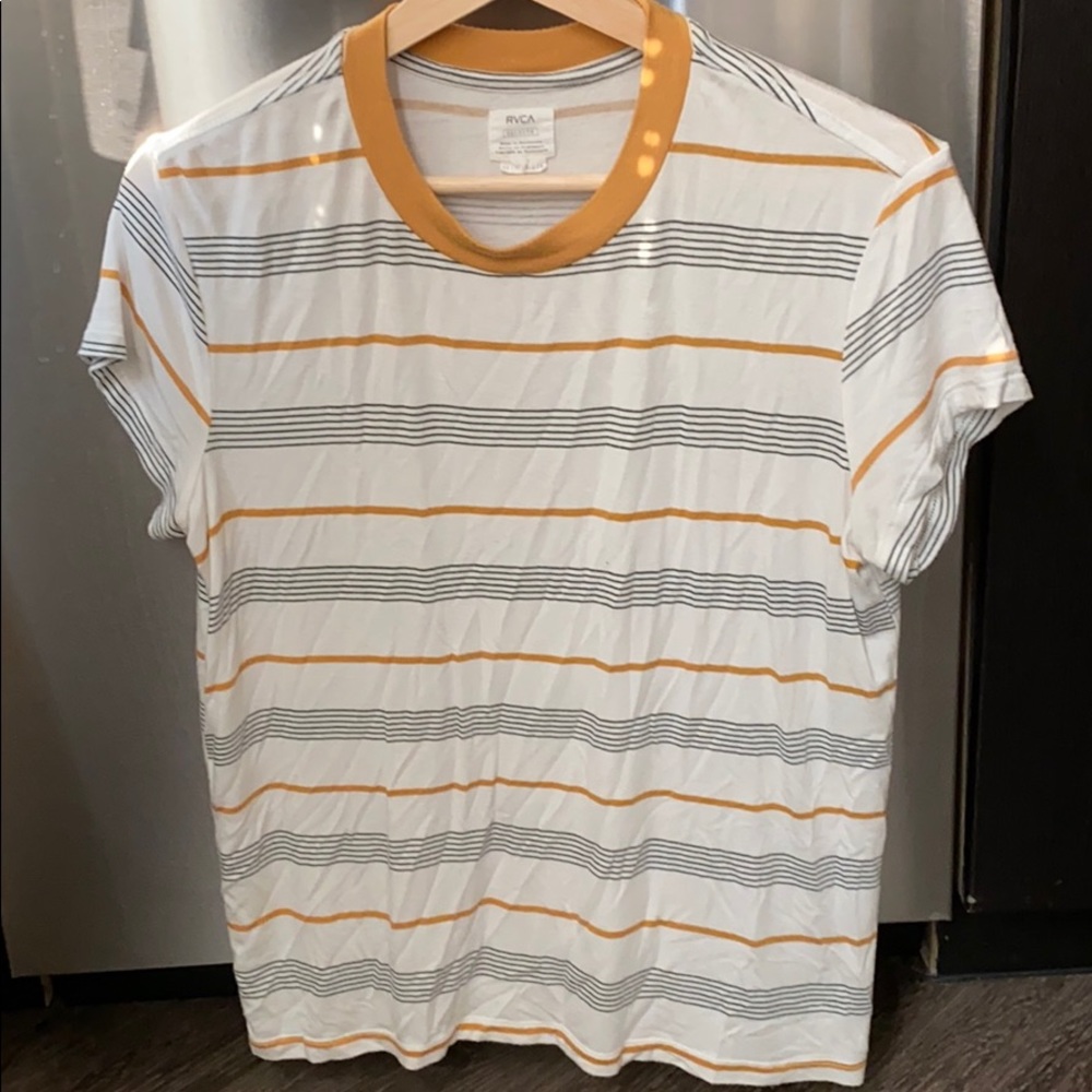 RVCA t-shirt